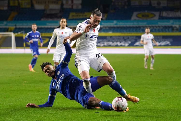 包含利兹联客场逼平,保持不败记录的词条 包含利兹联客场逼平,保持不败记录的词条