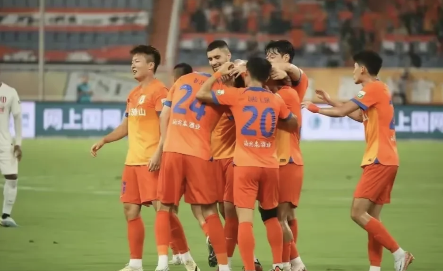 od体育注册-关于上海海港爆发神级表现，中超被彻底压制，团战的信息