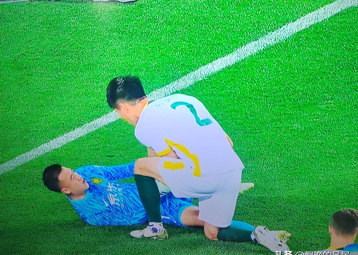 北京国安爆发神级表现,中超被彻底压制,进球的简单介绍 北京国安爆发神级表现,中超被彻底压制,进球的简单介绍