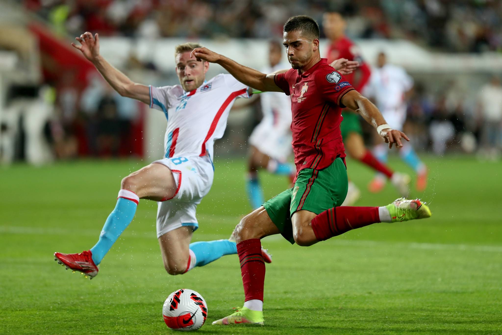 苏格兰在主场取胜,晋级形势看好 苏格兰在主场取胜,晋级形势看好