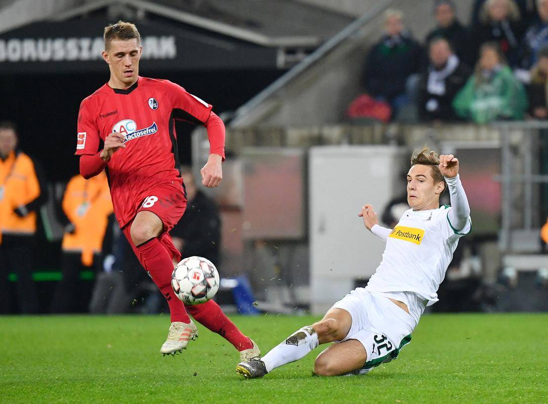 od体育中国官网-弗赖堡中场因伤缺席，球队实力受损的简单介绍