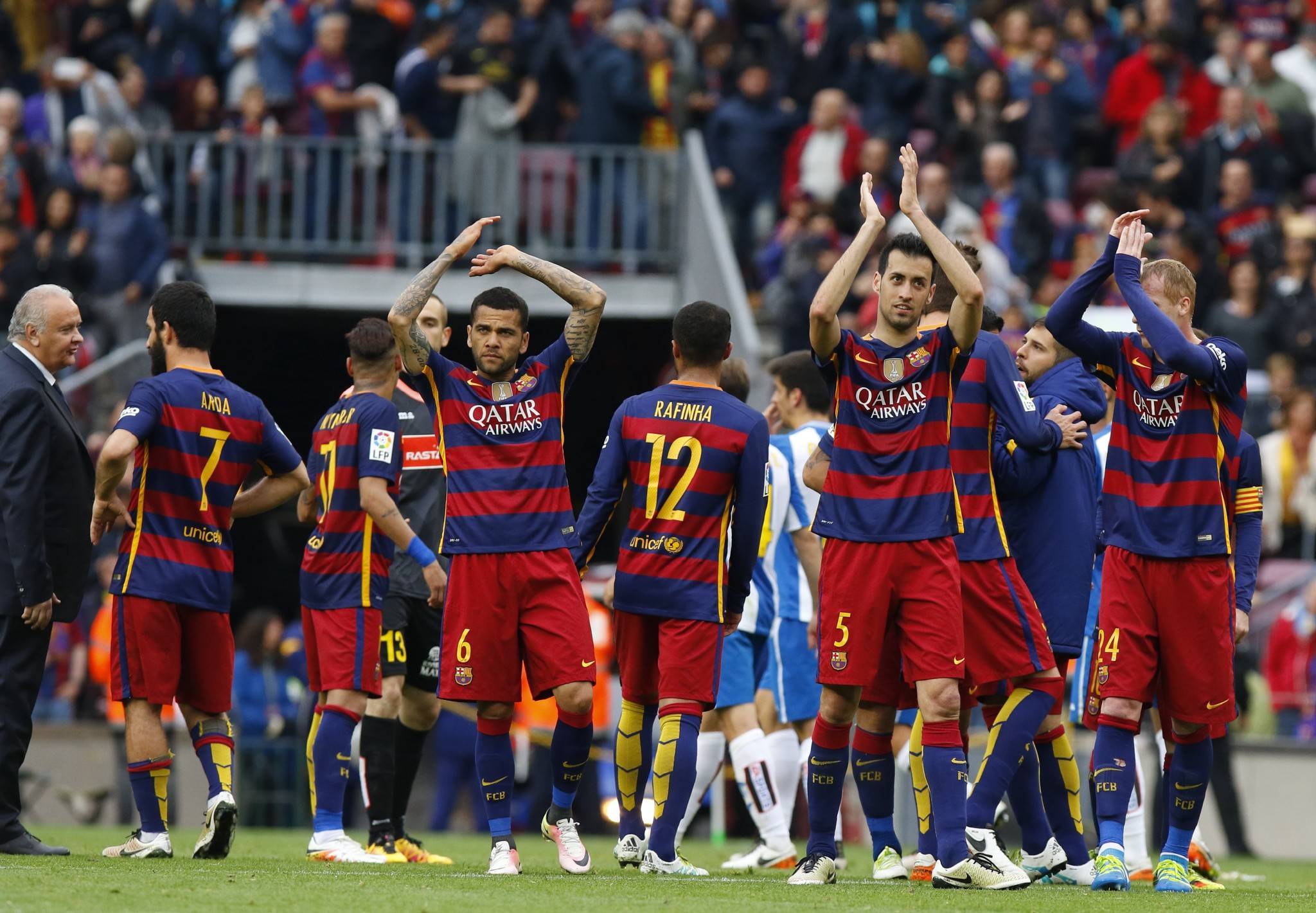 od体育入口-巴塞罗那客场逆袭，击败对手夺得胜利