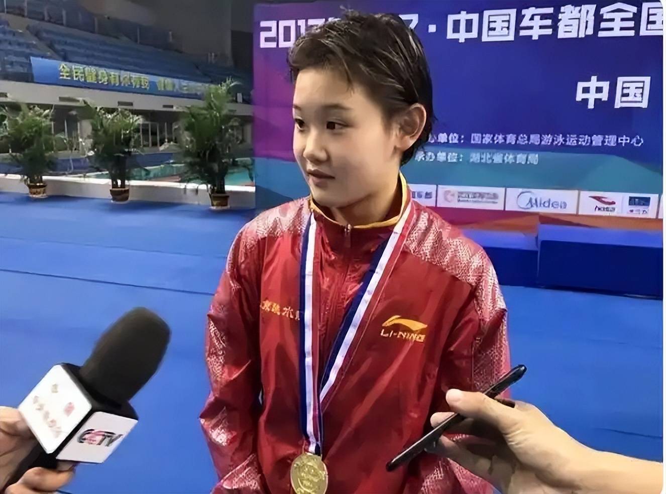 od体育亚洲官网-俄罗斯跳水选手霸气登场，实力傲视群雄