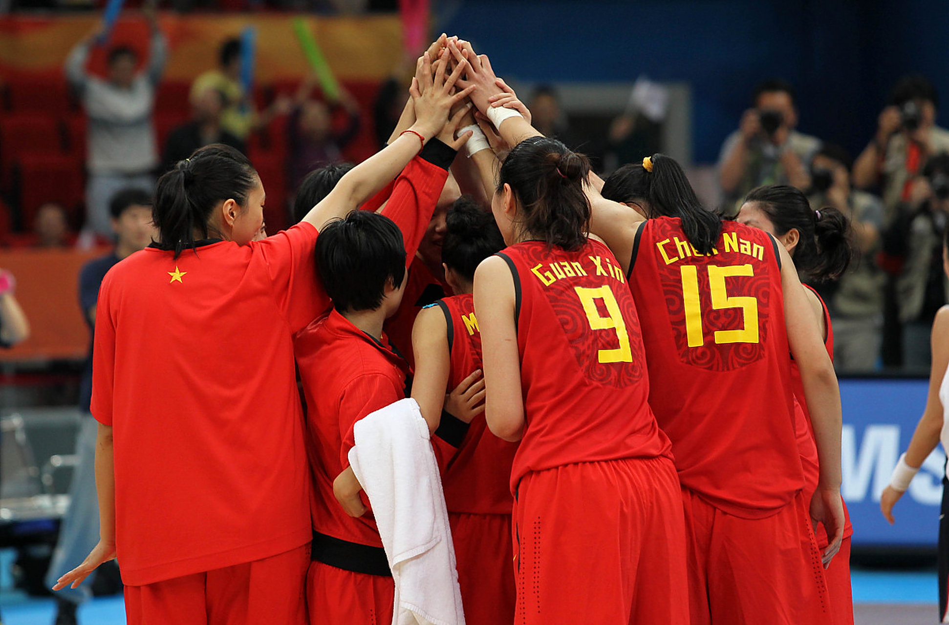 包含亚运会女篮比赛激烈展开,中国队将力争夺金的词条 包含亚运会女篮比赛激烈展开,中国队将力争夺金的词条