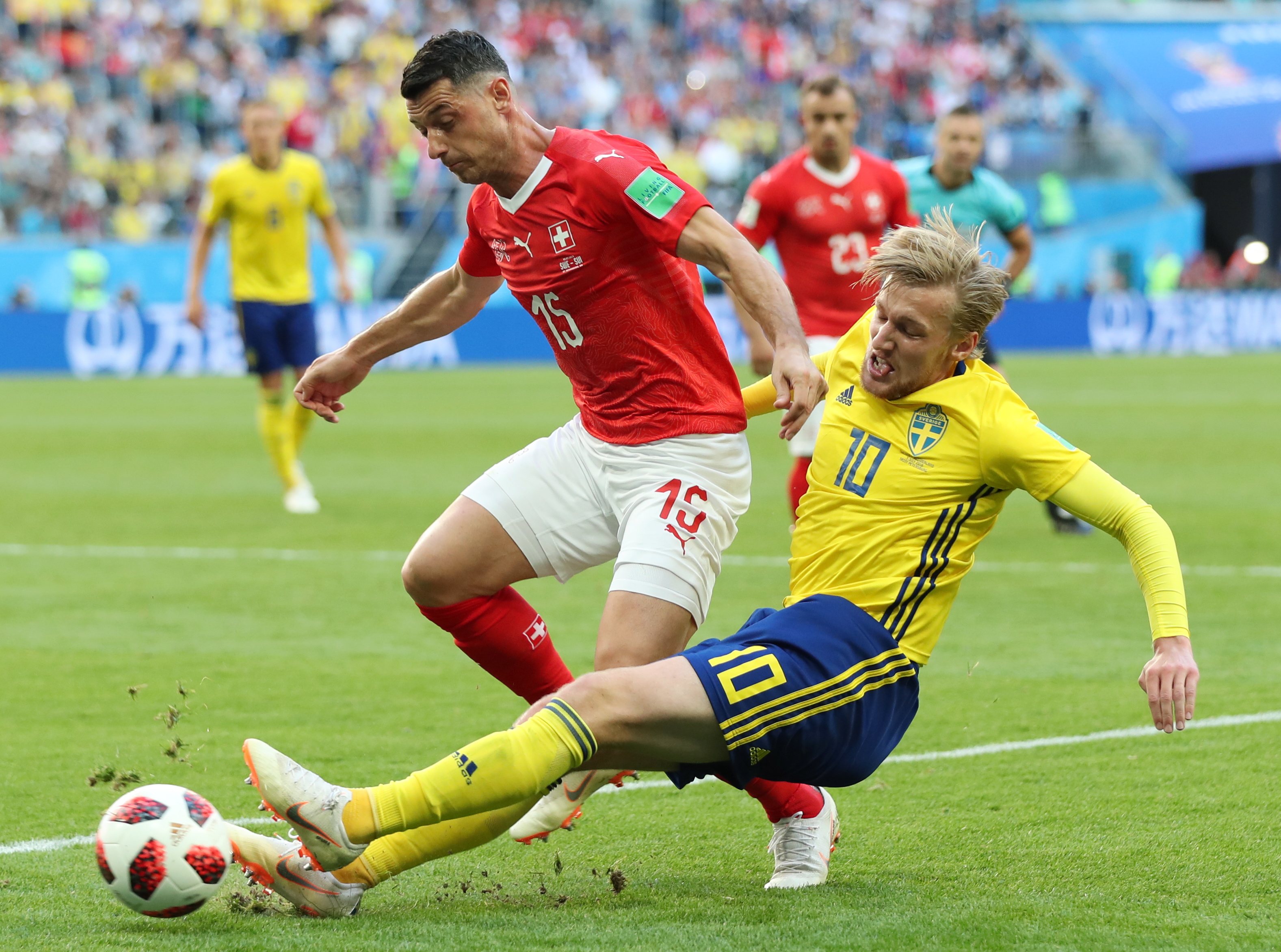 od体育娱乐-俄罗斯队在世界篮球联赛中表现出色