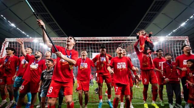 od体育教练-上海海港取得客场胜利，辽宁人民主场败北的简单介绍