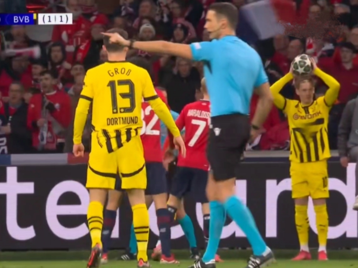 多特蒙德客场险胜沙尔克,保持不败 多特蒙德客场险胜沙尔克,保持不败