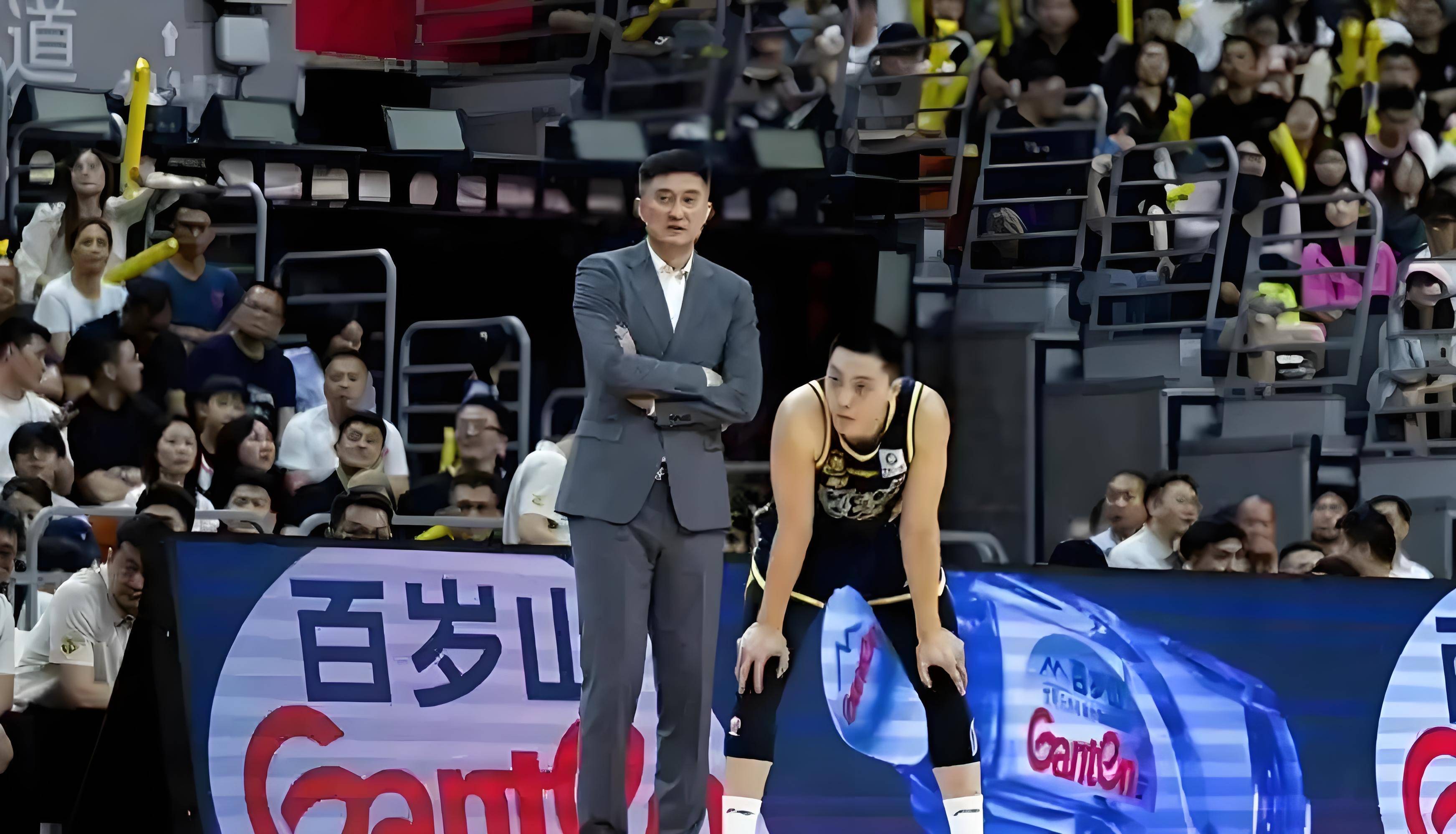 od体育官方入口-球队助教调整阵容，篮球比赛意外惊喜层出不穷