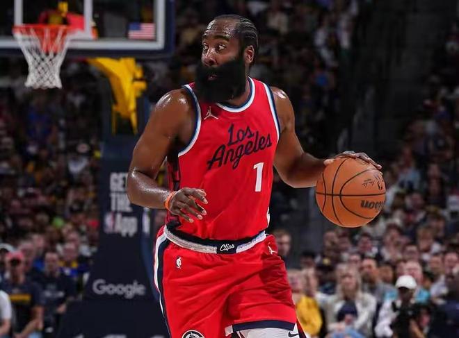 火箭再胜国王,哈登狂砍40+分 火箭再胜国王,哈登狂砍40+分