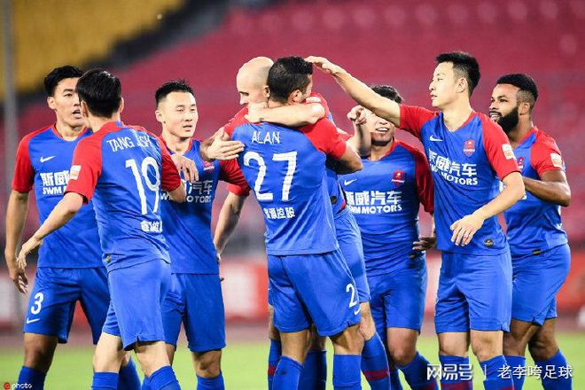 关于重庆斯威与北京国安的对决,胜者居高位的信息 关于重庆斯威与北京国安的对决,胜者居高位的信息